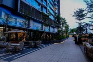 Landcaster Luxury Apartment City Center