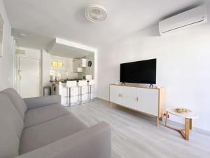 Iris Mountain View 1 Bed