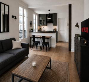 Paris Prestige - Luxury 2-Bedroom Apartment