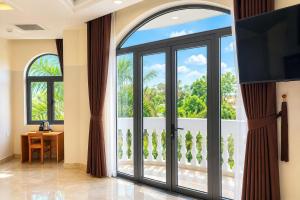 Green Hotel Vĩnh Lộc