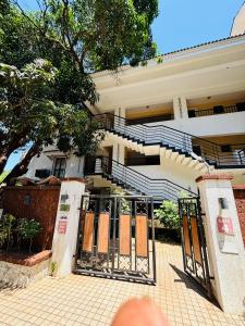AR APARTMENTS & VILLAS - Mumbai