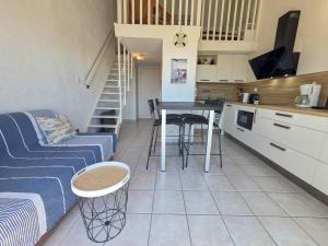 Studio mezzanine idéal, parking - 4 pers. - FR-1-880-92