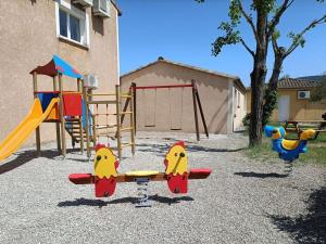 Gîte climatisé, animaux acceptés - 6 pers. - API-1-52-2838
