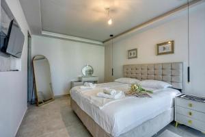 Villa Samara with Pool - Happy Rentals
