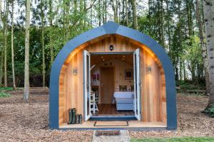 Great Hallingbury Lodges