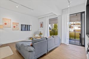 Luxury 2BR-3BA - Heart of Glyfada by TwentyTwo