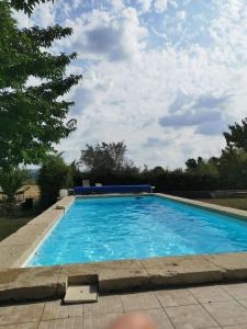 Maison spacieuse près de Valréas avec piscine