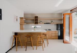 DWhite Beach Villa By Island Villa Management