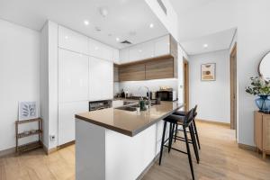 Glamorous Luxury 1BR Apartment, Beautiful view, in Marsa Dubai Marina