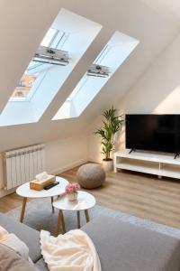 Cityview Skylight Cozy Apartment Old Town Prague