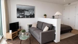 Stylish City View Apartment At The Rotunda