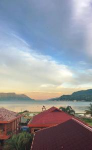 Toba Village Inn