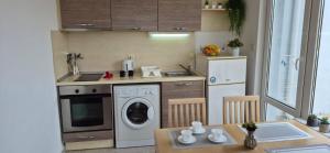 Elegant Studio in Yassen by Menada