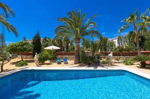 Villa Jose - three bedroom with private pool - by Holiday Rentals Villamar