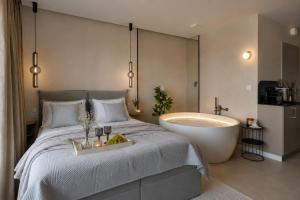 Bubble Love Suites - Jacuzzi in the Room by Lion Apartments
