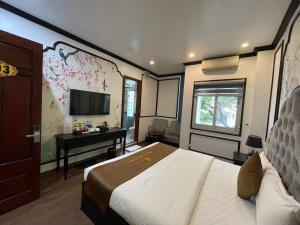 Royal Lotus Villa