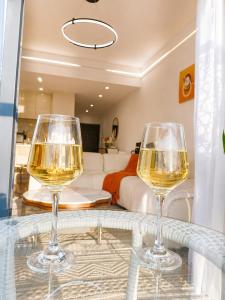 Riara One,heated pool,gym a minute walk to Junction Mall