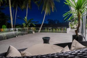 Modern Quiet Jungle Villa