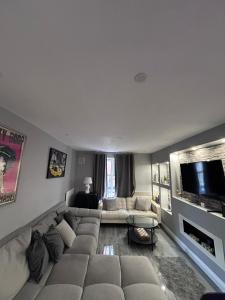 Liffey Boardwalk 3BR Near Hapenny Br & Temple Bar