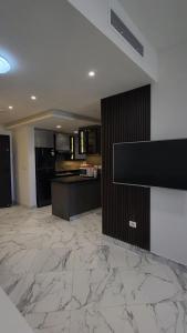 شقه فندقيه بابراج العلمين الجديده ذا جيت الساحل الشمالي Apartment in El-Alamein Towers The Gate Tower 06 North Coast