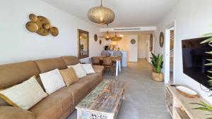 Bella Beach apartment by costablancarent