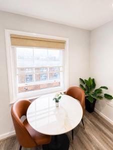 Modern 1 Bedroom Apartment, Prime Location in Liverpool City Centre