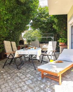 Mediterranean Garden Retreat