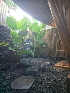 Sunrise Hill Bamboo House-Private Jungle Villa