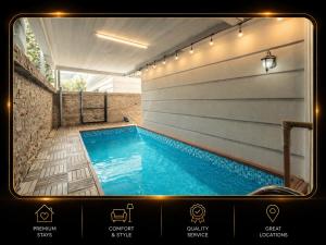 The Local Stay at Grand Pool Villa Q2 - 8 Bedrooms, 9 Beds, 5 Bathrooms, Pool, Karaoke, Billiards & BBQ