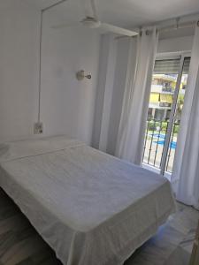 Apt Erisa en Torremolinos dos min de la playa, Puerto Marina