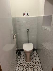 Helles 3 Bett Zimmer
