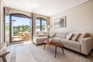 Penthouse With Panoramic View