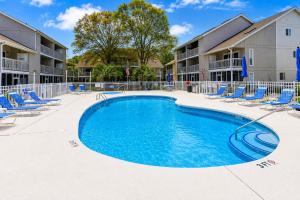 Surfside Retreat, Arcade, Pool, Hot Tub & Tennis