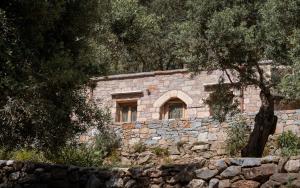 Manelis Mills Estate, Guest Houses & Restaurant