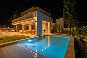 Sea Gardens Villa