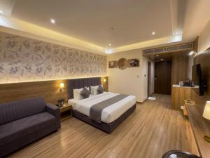 Hotel Holiday Heights
