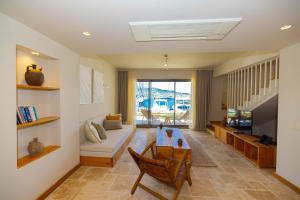 Oasis Houses