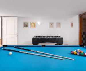 Casa Alborán with Jacuzzi, Billiard, BBQ and Sea View