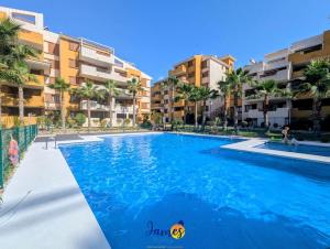 Tropical Apartment with Pool PP25