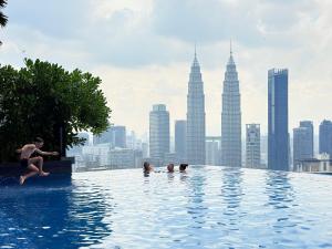 MAISONs KR E A T O N RESIDENCE KLCC