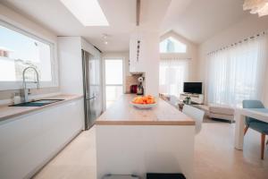 Frontline Golf Penthouse Lagoon & SPA – EHHouse