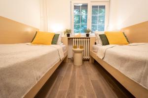2BR 5 Beds - AC - Fast WiFi - easy parking