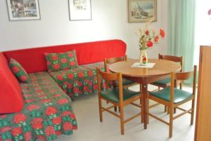 Cozy flat steps away from Lignanos golden beach