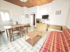 Charming villa with furnished patio in Lignano