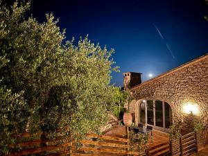 Sotto le Mura Monteriggioni - Unica casa a 50m dal Castello con Giardino e Parcheggio privato
