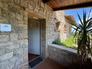 Sotto le Mura Monteriggioni - Unica casa a 50m dal Castello con Giardino e Parcheggio privato