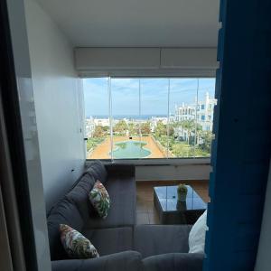 Spacious Apartment with views to sea and pool Kabila vista Families only