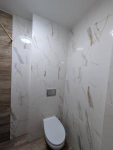 Aparto 2