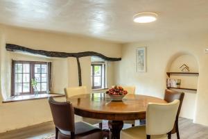 4 Bed in Lanreath oc-p42767