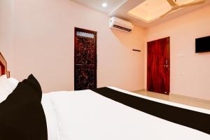 Hotel O Raghunath